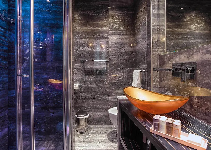 Colonna Suite Del Corso 4*