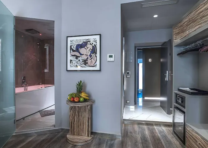 Colonna Suite Del Corso 4*